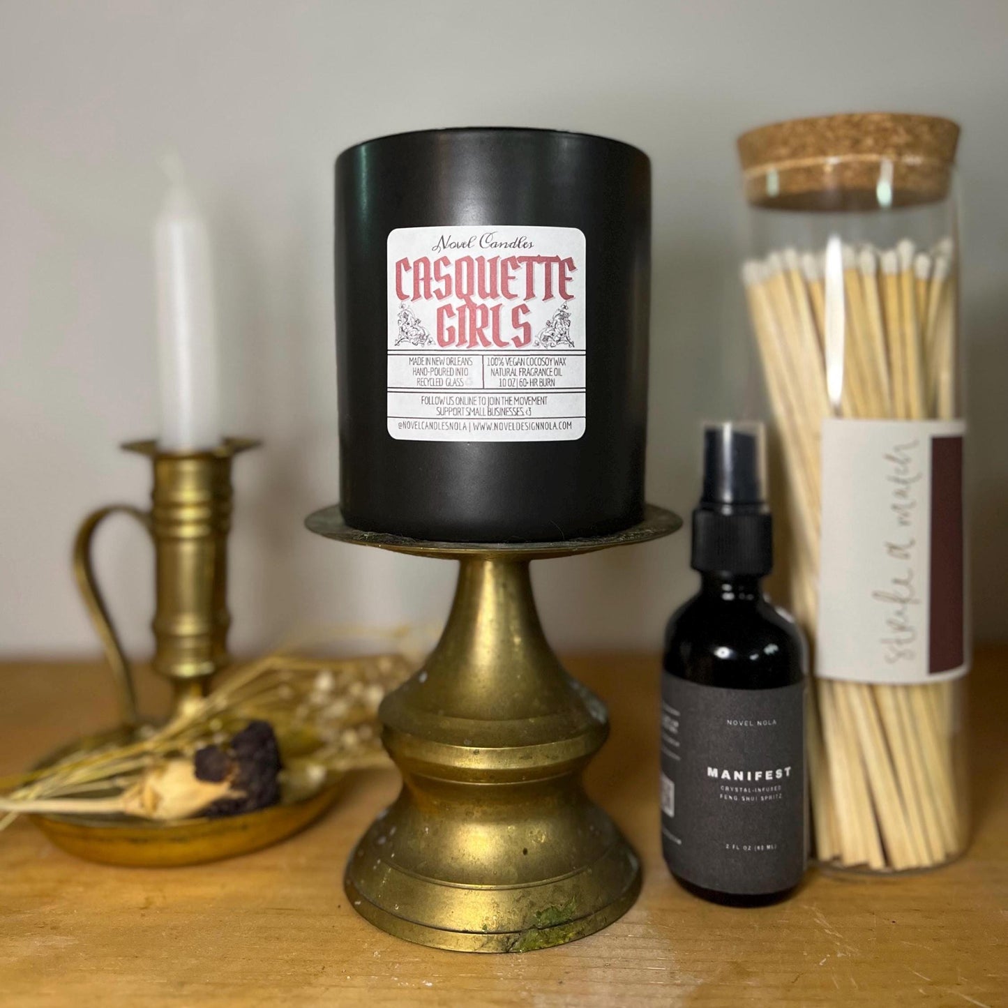 Casquette Girls Candle – New Orleans Vampire Legend | Petrichor, Bourbon, Oakmoss, Haunted History Scented Candle