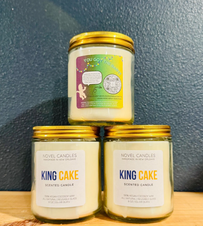 King Cake Candle – Mardi Gras Dessert Scent, Cinnamon Sugar Vanilla, New Orleans Gift, Purple Gold Green Candle with Baby Inside