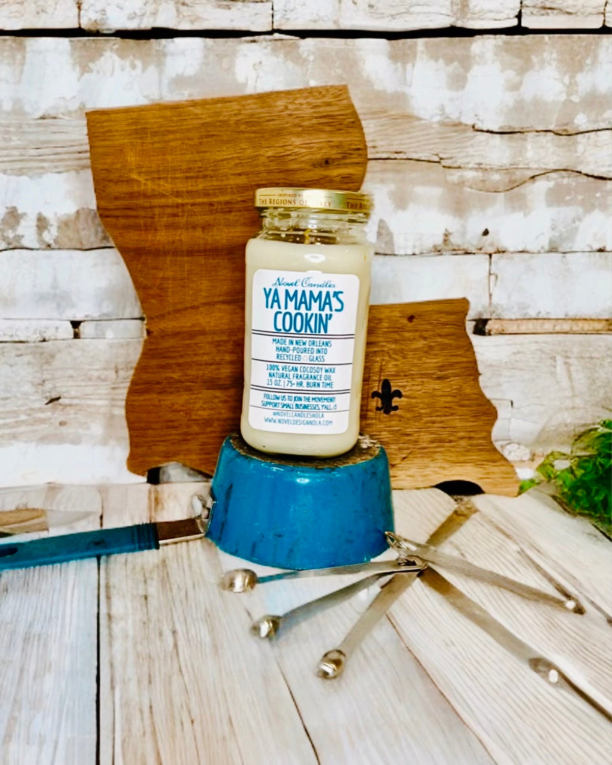 Ya Mama’s Cookin’ Candle | Fresh Baked Bread, Cinnamon Sugar, Pecan Pie & Apple | New Orleans Southern Home Scent